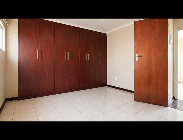 3 BEDROOM CLUSTER TO LET IN FLAMWOOD